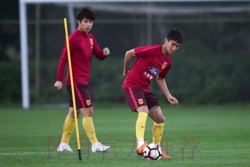 中国杯 |国足南宁首训 彭欣力期待与强敌过招 中国杯 |国足南宁首训 彭欣力期待与强敌过招